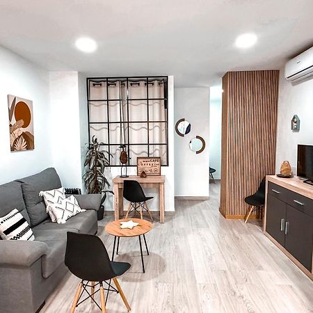 A&M Apartamento En Nervion Sevilla Eksteriør billede